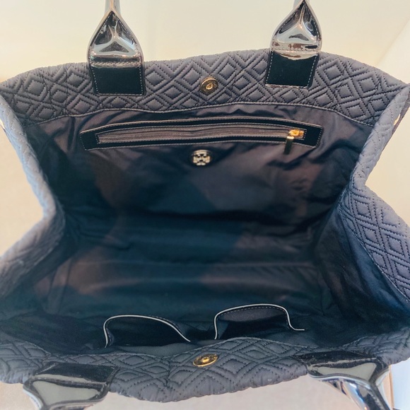 Tory Burch Quilted Tote - Picture 2 of 3